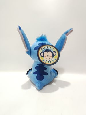 El juguete de peluche que habla sentado Stitch es lindo, con alturas de 7,09 pulgadas y 11,02 pulgadas