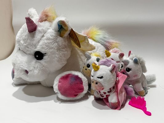 Juguete de fiesta personalizado de peluche lleno de dibujos animados de animales unicornio juego de fiesta para niños