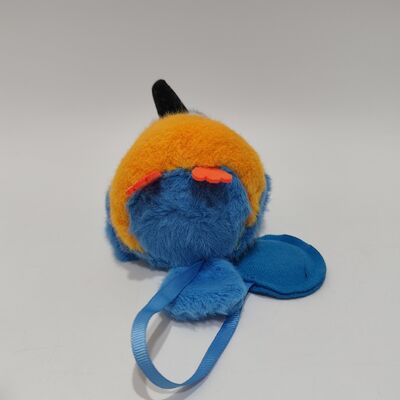 Peluche de martín pescador magnético de pie sobre los hombros